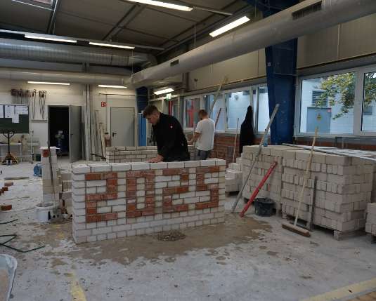 Deutsche Meisterschaft im Handwerk 2025 - Maurer - Bild 2